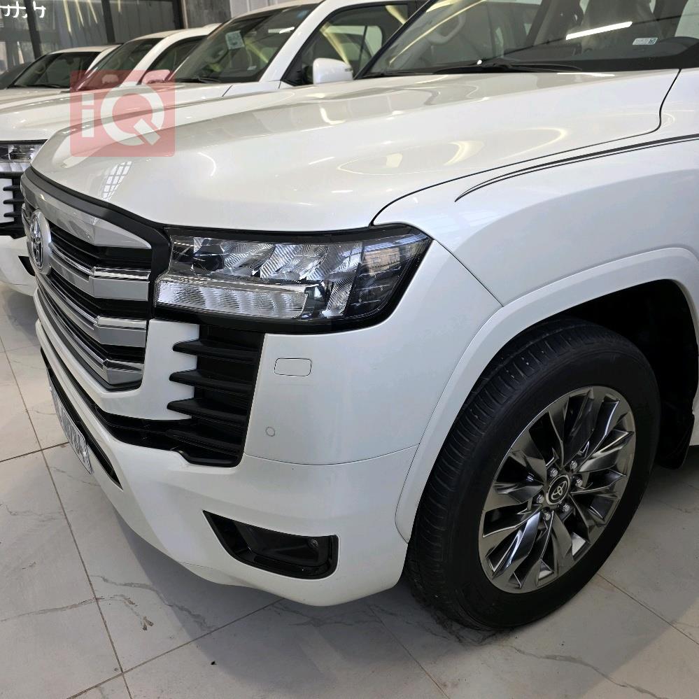 تويوتا لاندكروزر